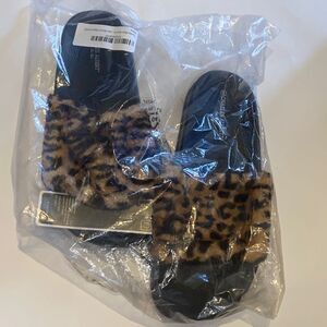 CHARLIE ALBERT SANDALS SIZE 9